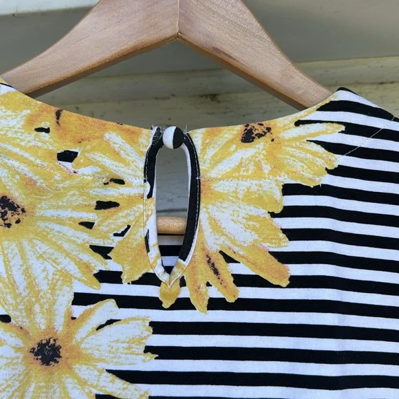 Stripes and Flowers mini dress sz 6 - Picture 3 of 10